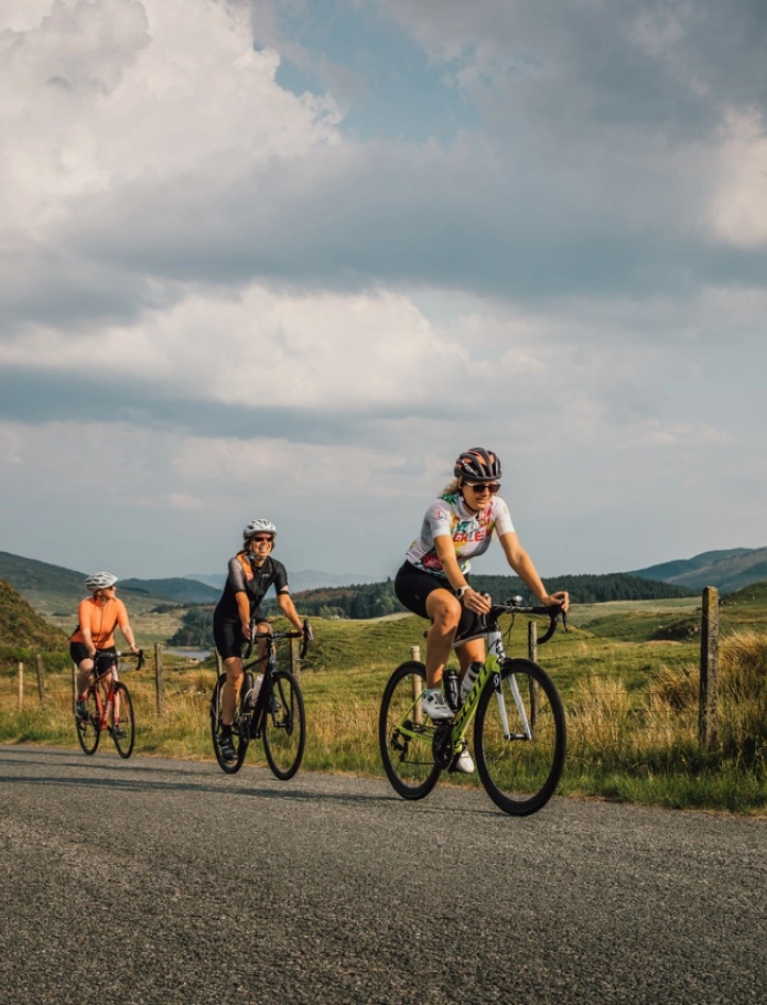 Cyclists at Nantlle on the Brailsford Way, North Wales