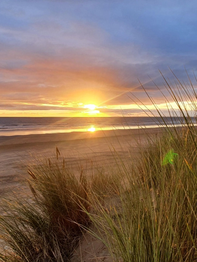 Sunrise from the beach at Ynys Enlli